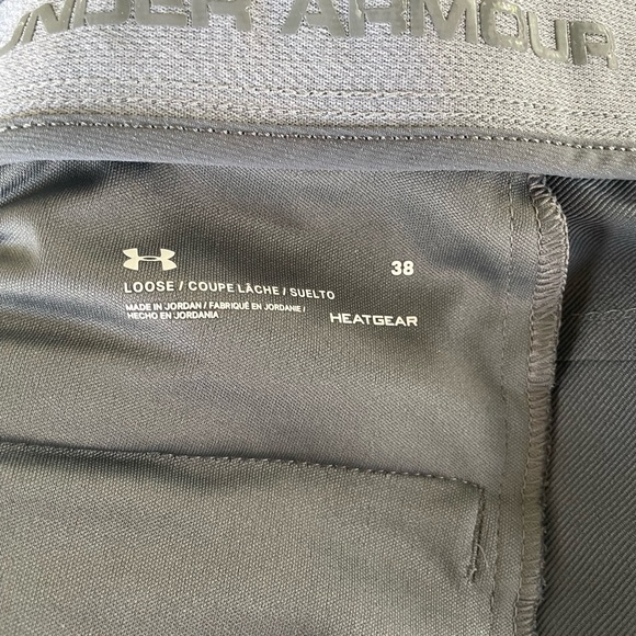 Under Armour Men's Light Gray Flat Front Shorts - Picture 2 of 2